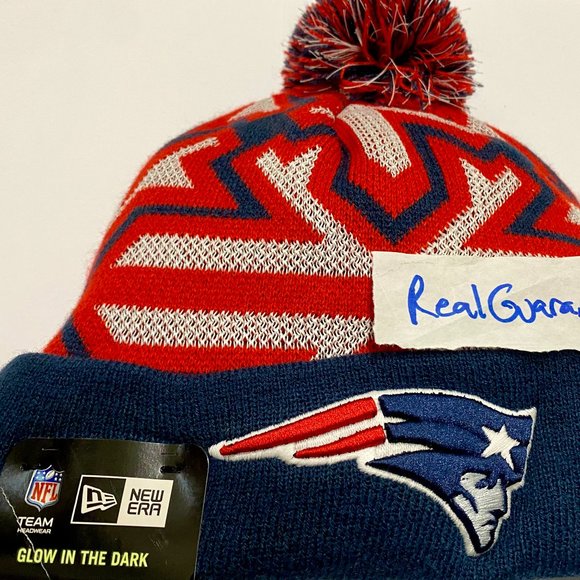 RARE New Era New England Patriots Glowflake Glow in the Dark Winter Knit Beanie